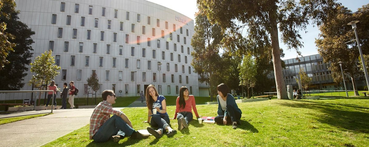 ディーキン大学