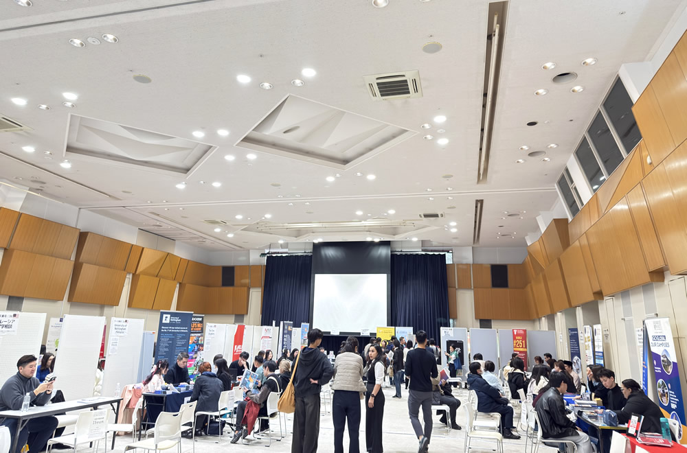 東京会場