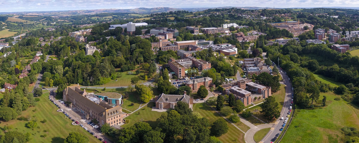 エクセター大学