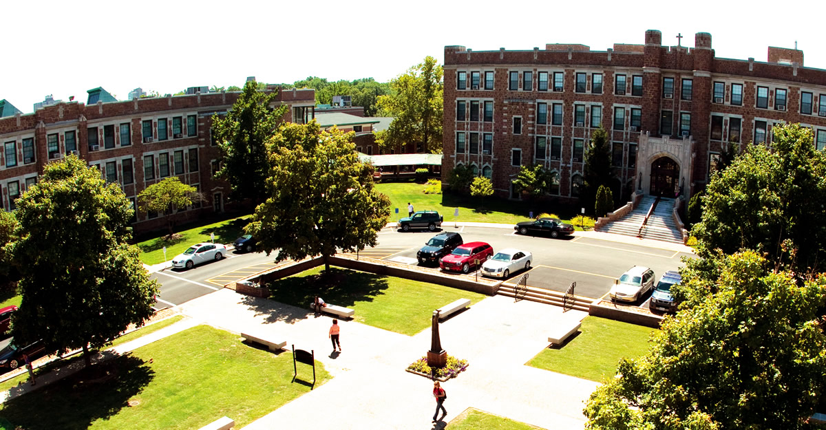 フォントボン大学